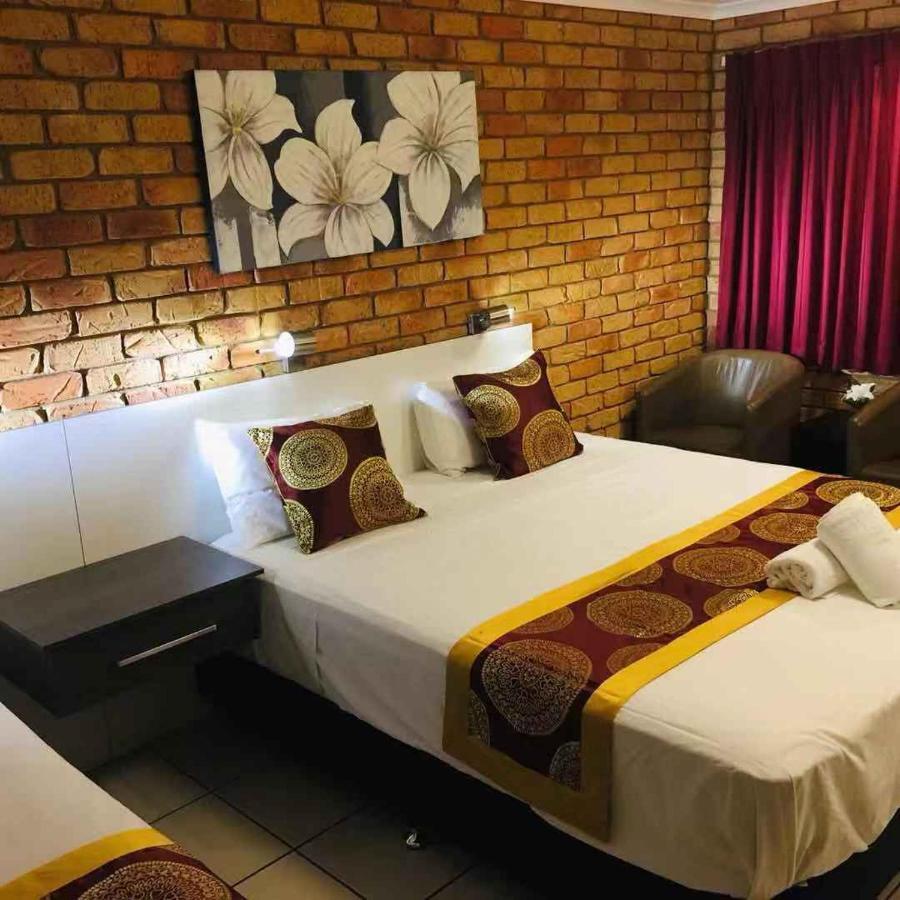 Emerald Highlands Motel Ngoại thất bức ảnh